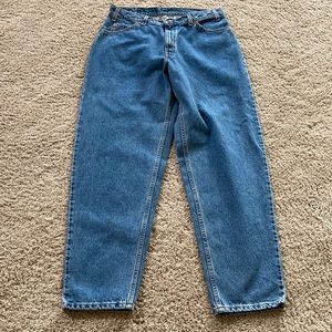 Men”s Levi’s jeans- 560